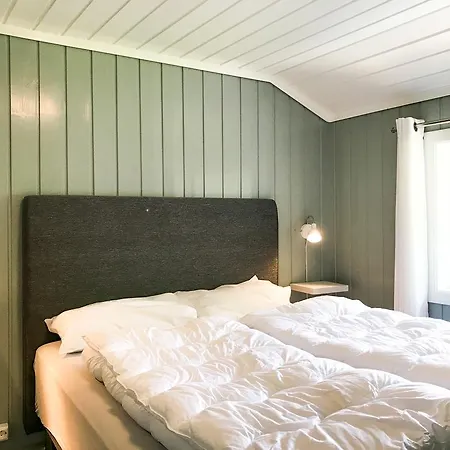 Beveroya Og Gerendaház